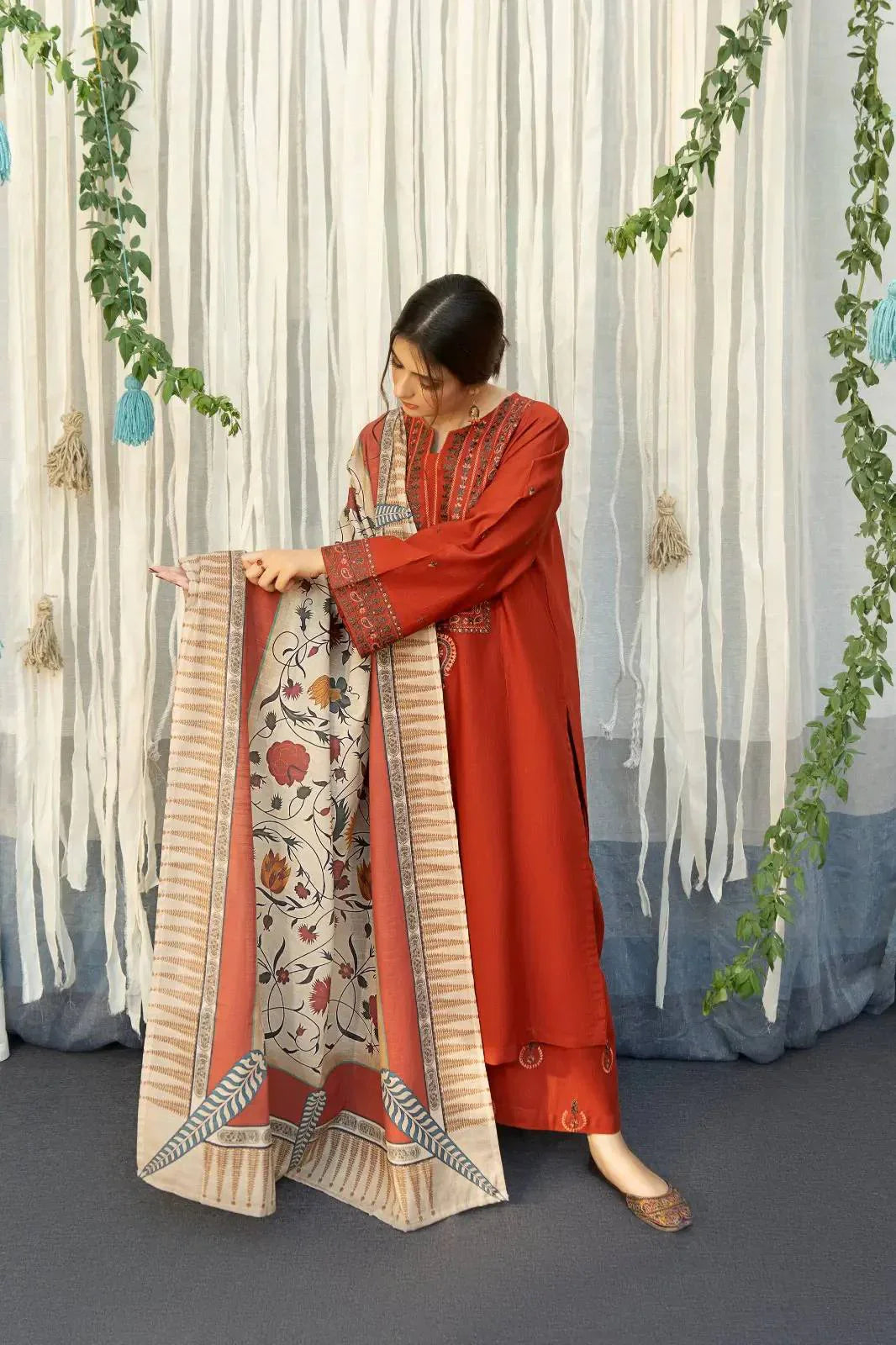 Urge Embroidered 3-PC